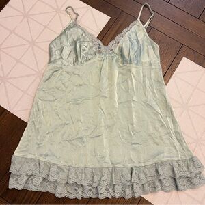 NWT 100% Silk Victoria Secret Elegant Lace Trim Chemise in Sage Green